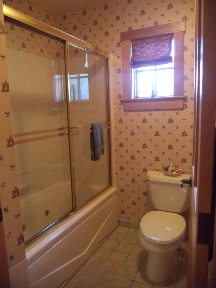King Suite interior